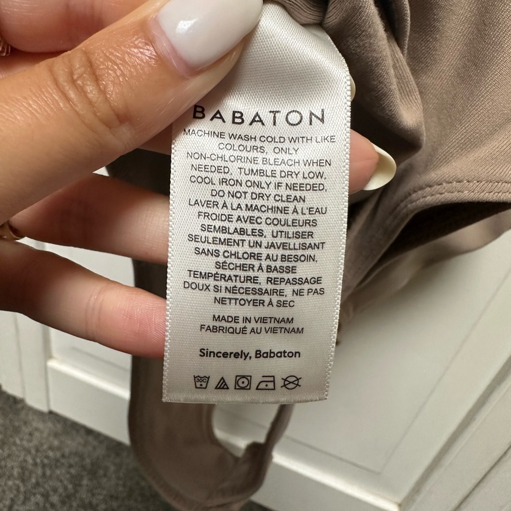 Babaton taupe contour bodysuit size small - Picture 5 of 6